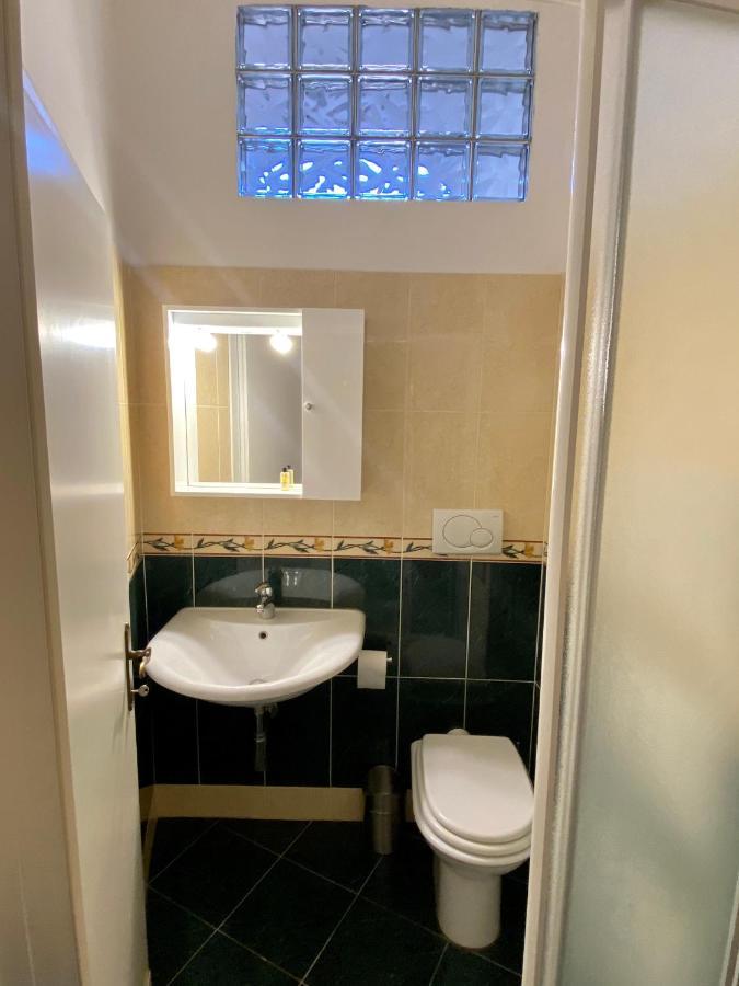 Nice & Roomy Apartment Behind The Uffizi Museum フィレンツェ エクステリア 写真